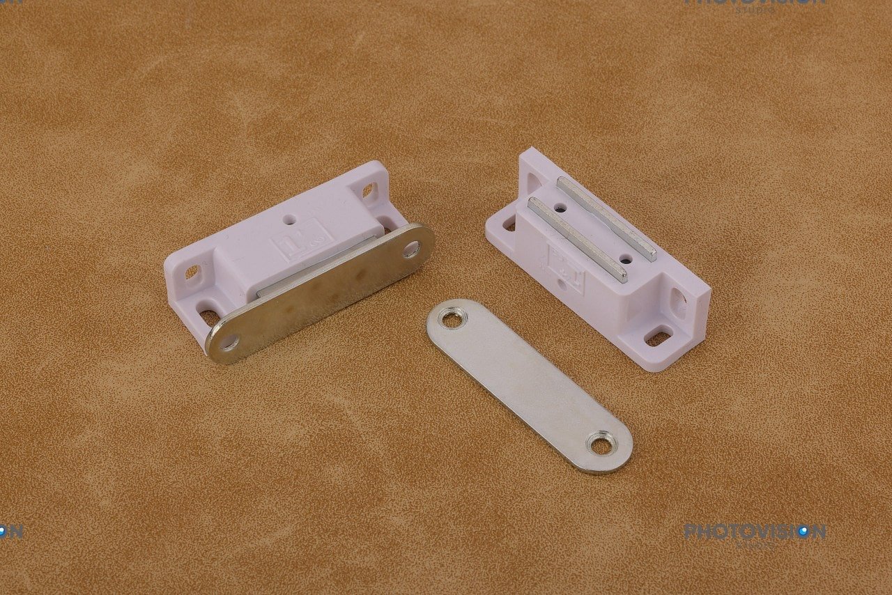 Magnatic Door Catcher Product 1